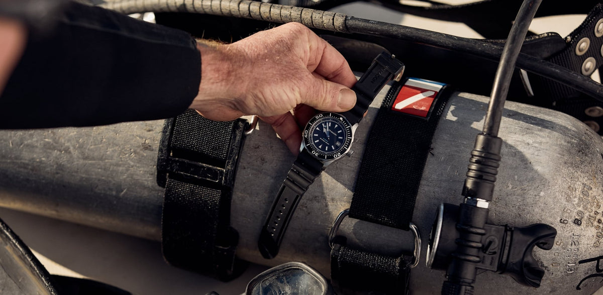 What Is a Diving Watch and How Does It Work?
