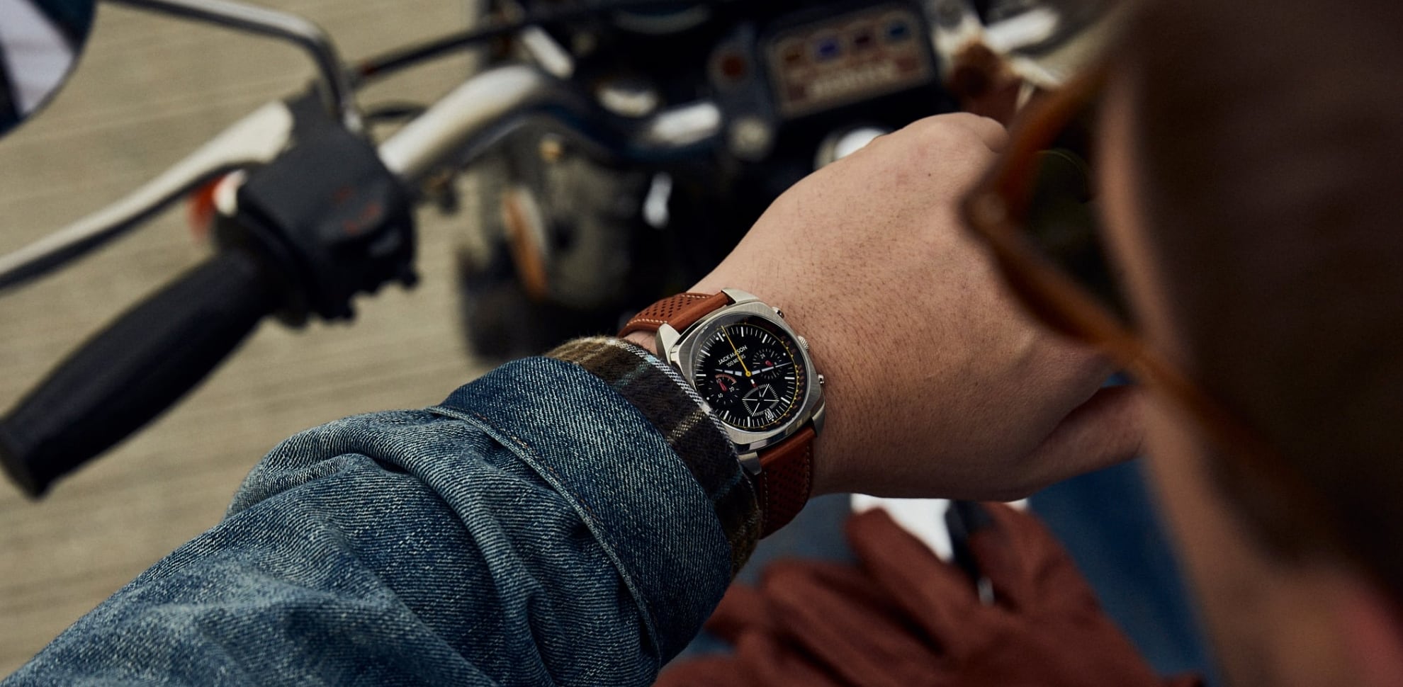 What is a Racing Watch and How Does It Work? – Jack Mason